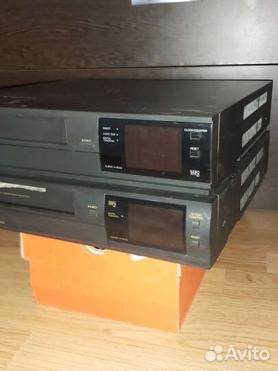 Видеомагнитофон panasonic