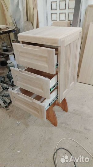 Тумба выкатная