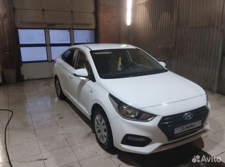 Hyundai Solaris 1.4 AT, 2017, 88 100 км