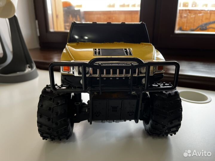 Внедорожник на радиоуправлении