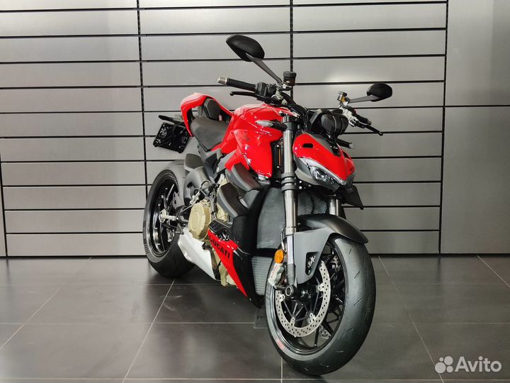 Ducati Streetfighter V4