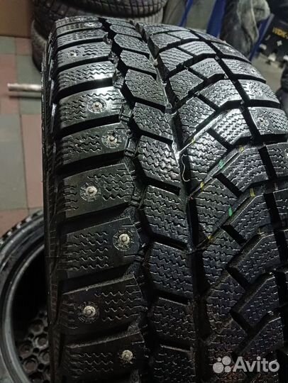 Viatti Brina Nordico V-522 225/50 R17 94T