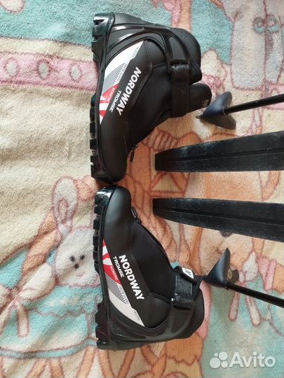 Беговые лыжи