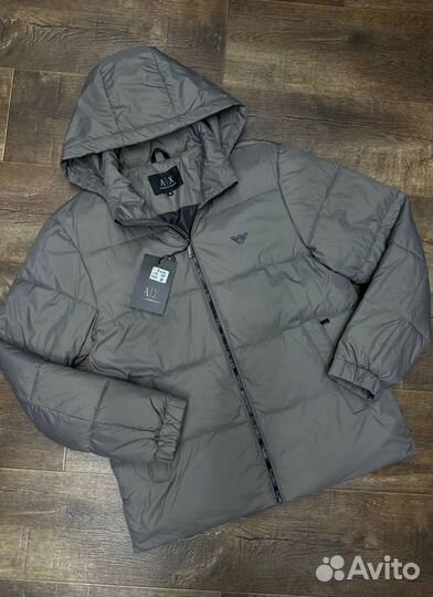 Легкие куртки Armani универсальные