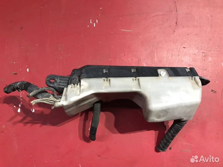 Блок предохранителей Toyota Avensis Т250