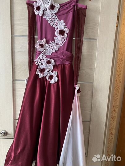 Бальное платье