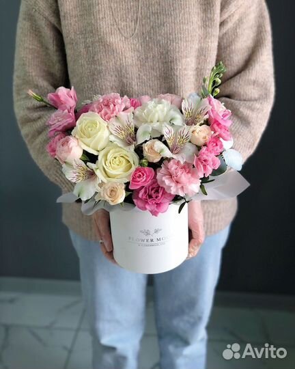 Цветы в коробке с доставкой заказать