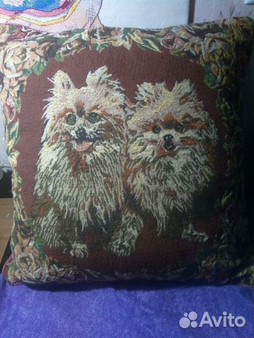 Подушечки. одеяла и др