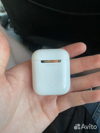 Airpods с дефектом оригинал б/у
