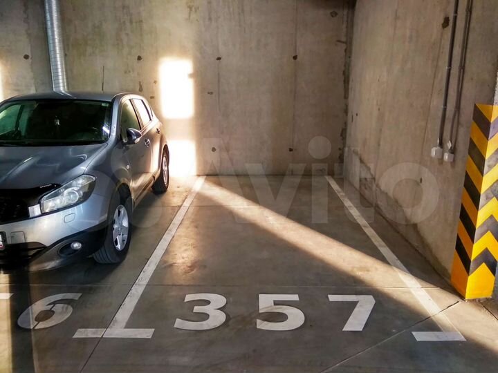 Машиноместо, 14 м²