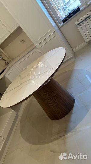 Комплект стол и стулья