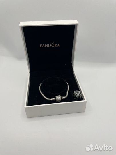 Pandora браслет