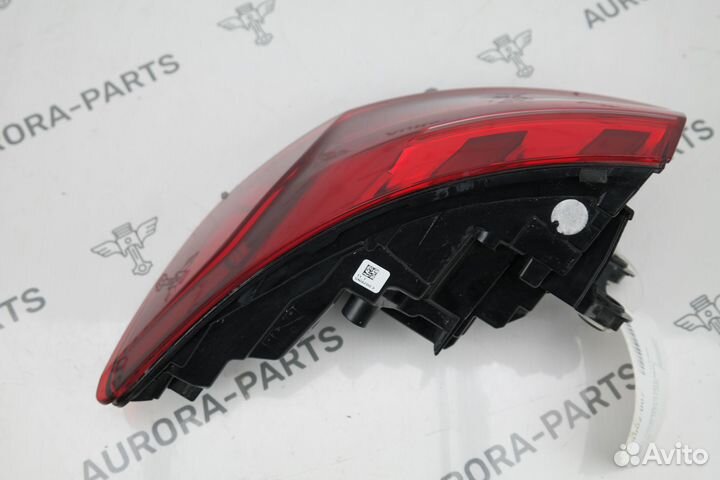 Фонарь Audi A4 B9