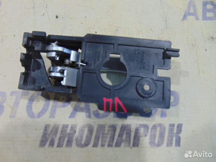 Ручка двери внутренняя левая для Hyundai Solaris 1