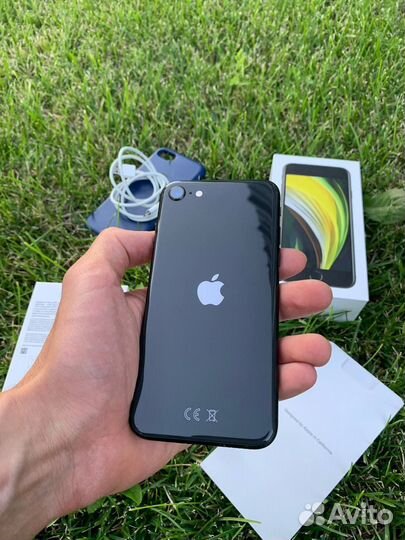 iPhone SE 2020 64 gb