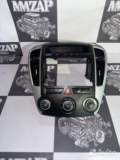 Блок управления кондиционером Kia Ceed 1 ED 2011