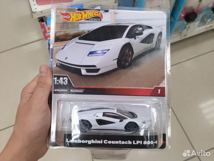 Hot wheels Lamborghini 1/43