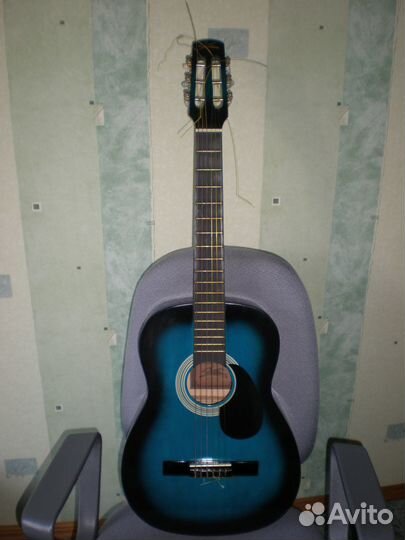 Гитара Star Sun, чехол, медиаторы, струны la bella