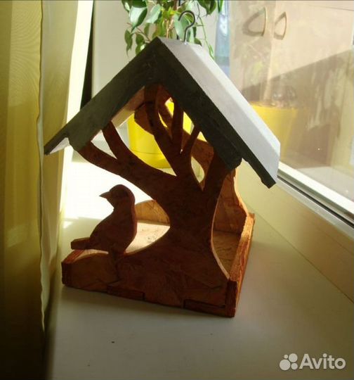 Кормушка для птиц