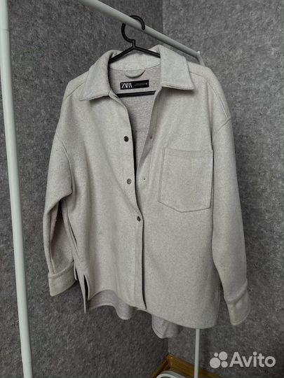 Куртка-рубашка женская светлая zara