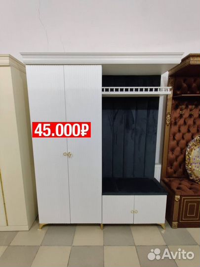 Прихожие 