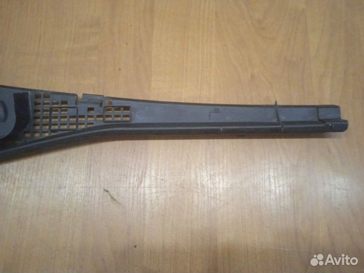 Решетка стеклооч. (планка под лобовое стекло