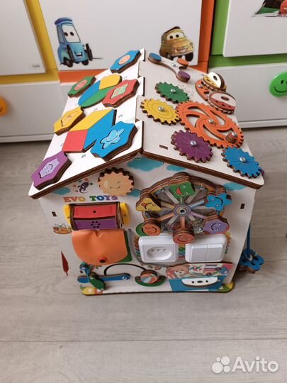 Бизиборд домик со светом