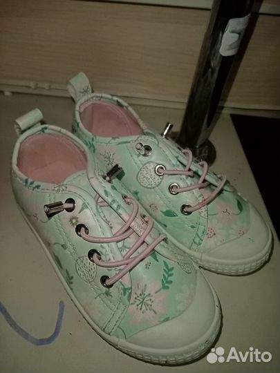 Обувь для девочки