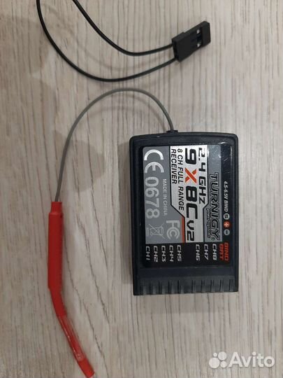 Приёмник turnigy 2,4 9X8Cv2