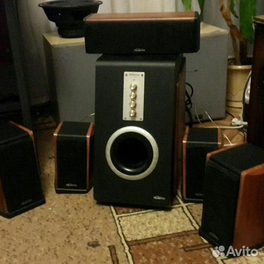 Колонки для компьютера с сабвуфером