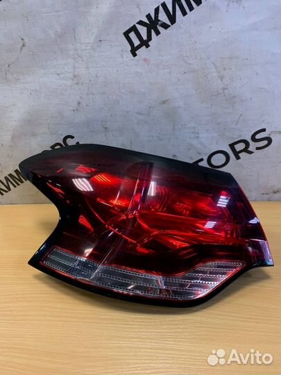 Левый задний фонарь Ситроен DS 4