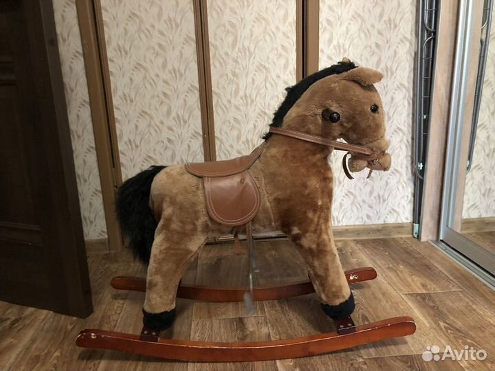 Качалка лошадь