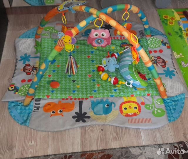 Развивающий коврик