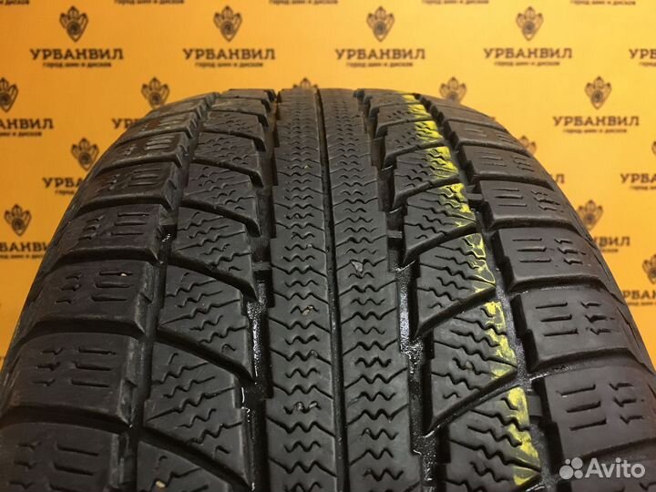 Triangle TR777 215/55 R17 94Q