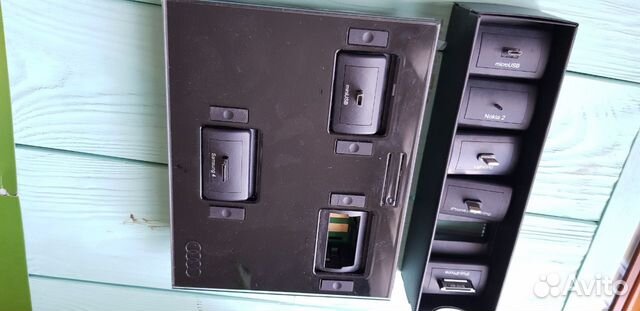 Универсальная зарядка