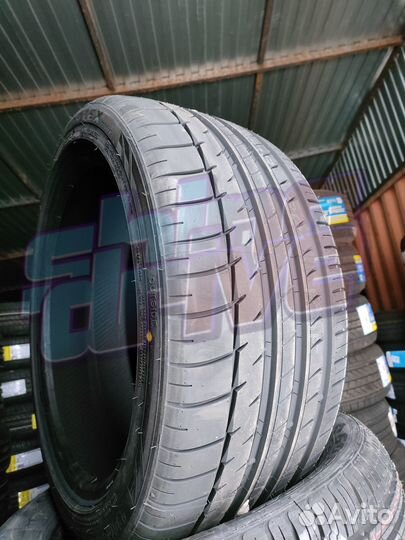 Triangle TH201 245/40 R18