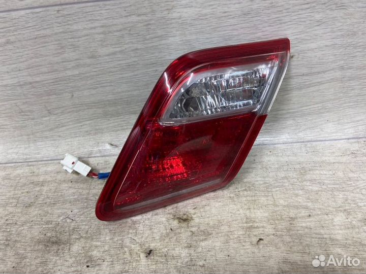 Фонарь внутренний правый Toyota Camry 40 2007