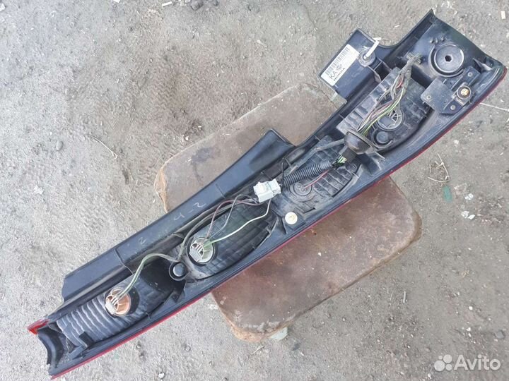 Задний правый фонарь хонда срв 2