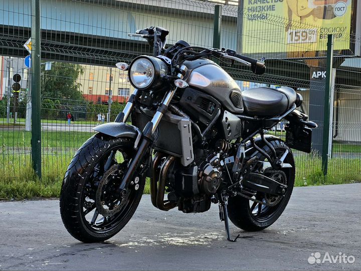 Yamaha XSR700