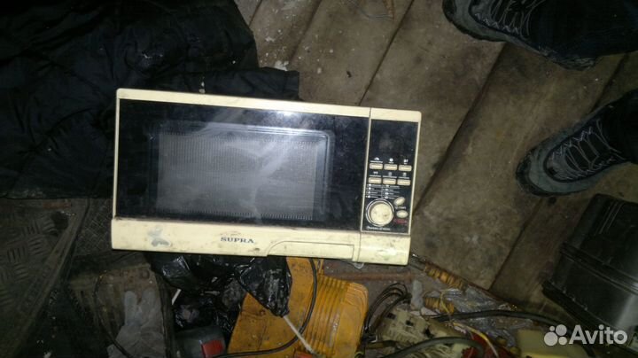 Микроволновка на запчасти рабочая