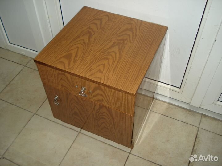 Тумба прикроватная полированная куб СССР Волгоград