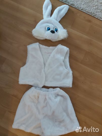 Новогодний костюм Зайка. На возраст 3-4 года