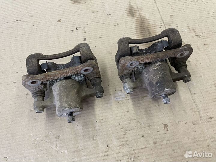 Суппорты 2wd задние Киа Спортейдж 3, ix35