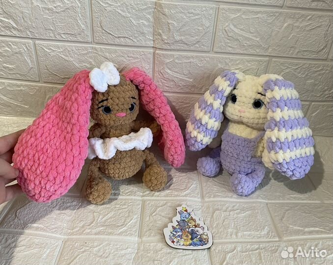 Вязаные игрушки зайка