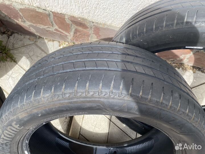 Bridgestone Alenza 001 235/50 R19 V