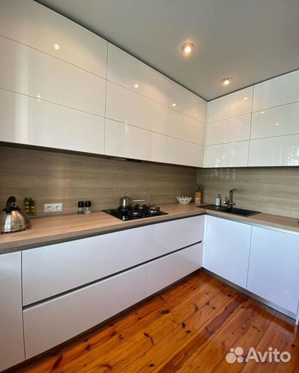 Кухонный гарнитур на заказ. Долговечные материалы