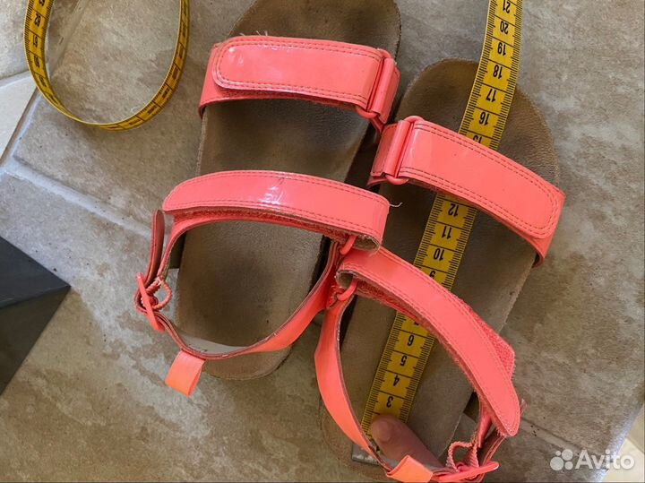 Сандалии для девочки