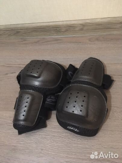 Наколенники USD