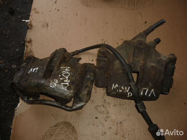 Суппорт передний левый Форд Мондео 3