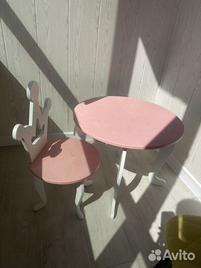 Детский стол и стул